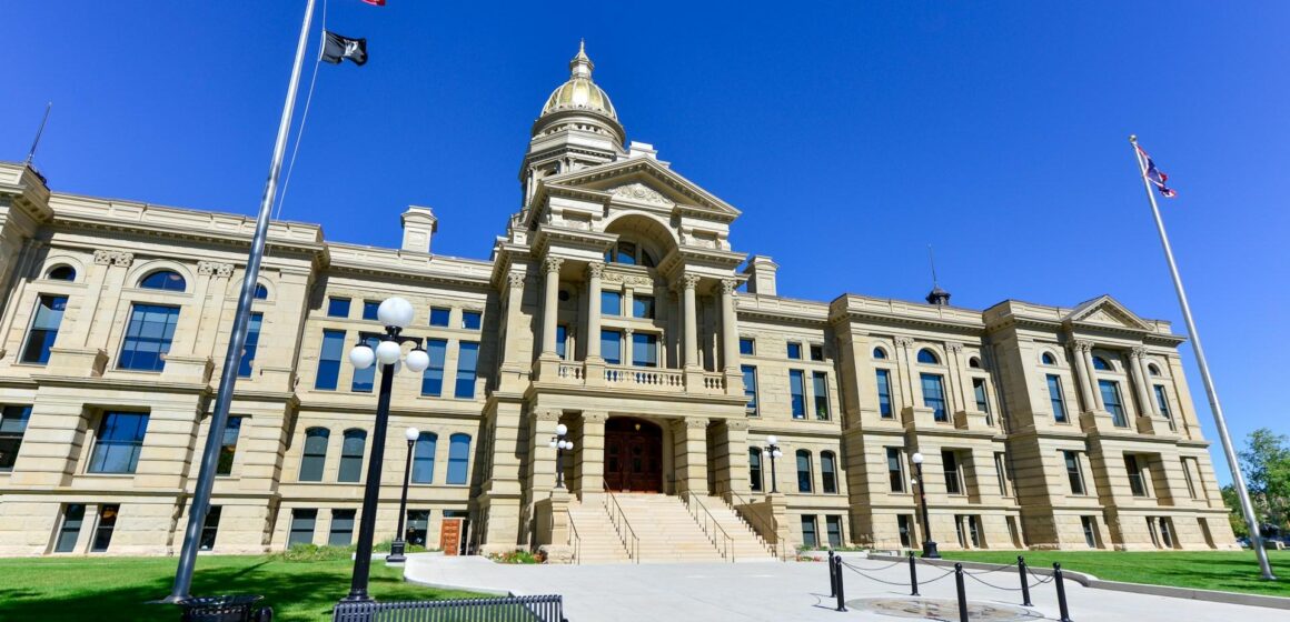 Wyoming joins $15 billion LayerZero exodus with state stablecoin move